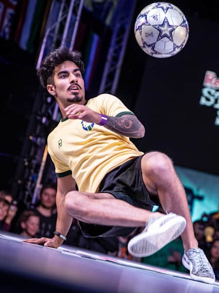 Red Bull Street Style Sou favorito diz Ricardinho