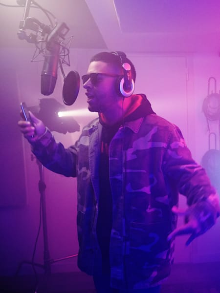 Yartzi performs at the Alamo Shock Studio in Madrid, Spain.