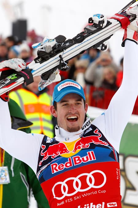 Dominik Paris świętuje w Kitzbühel