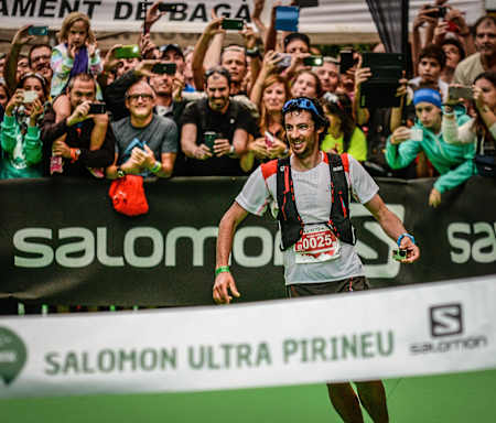 Kilian Jornet remporte le Marato Pirineu 2017 et signe un record avec 3h44 sur 45km et 2 400m de D+.
