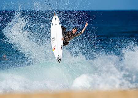 Jordy Smith at the 2011 Vans Triple Crown of Surfing in Hawaii