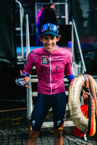 Zwiehoff is delighted with his first victory as a professional cyclist