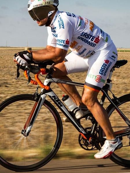 Gerhard Gulewicz in una sezione desertica