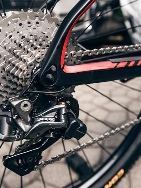 Shimano XTR (11-40T) rear cassette on Julien Absalon's BMC bike