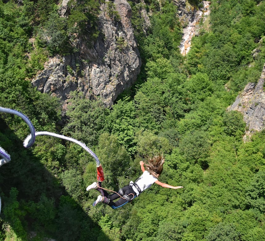 Jumping bungee Bungee Jumping