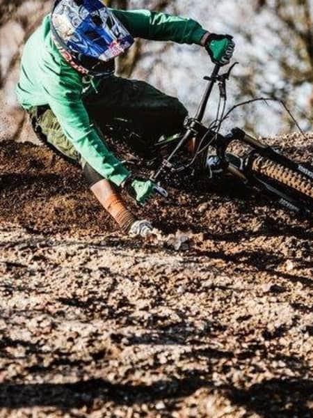Quelle tenue pour le VTT l hiver 7 conseils materiel