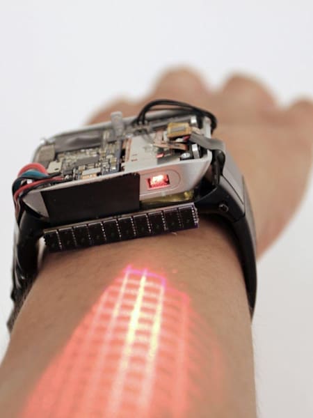 Lumiwatch, el smartwatch que convierte tu brazo en una pantalla táctil