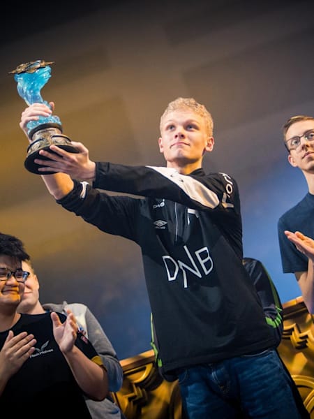 Hearthstone: New world champion Hunterace | interview