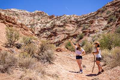 Chelsea Kimball und Kaia Jensen bei Red Bull Formation 2021 in Virgin, Utah, USA.
