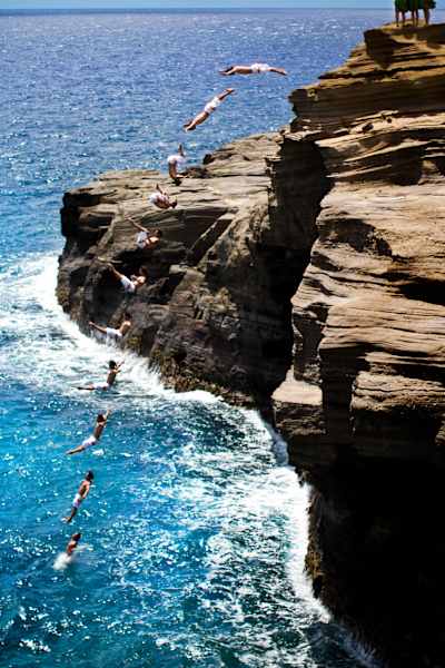 Lana'i Lookout 2010 Red Bull Cliff Diving World Series, Oahu, Hawaii
