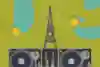 An illustration showing the link provided between Chicago and Detroit's DJ music scenes by late-night radio DJs.