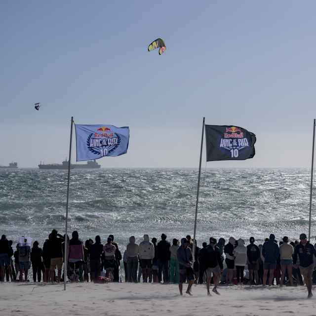 Aaron Hadlow en action lors du Red Bull King of the Air 2022 au Cap, en Afrique du Sud.