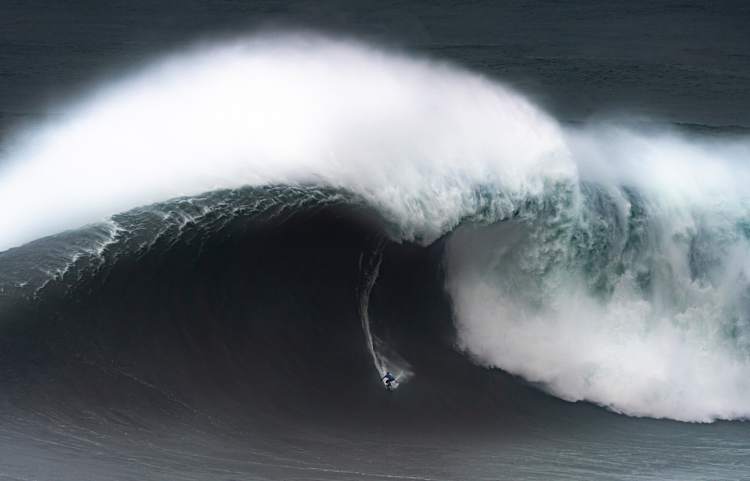 Top 10 big wave surfers 2025