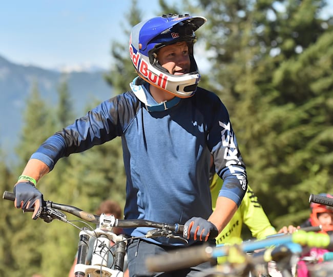 mountain bike helmets for adults