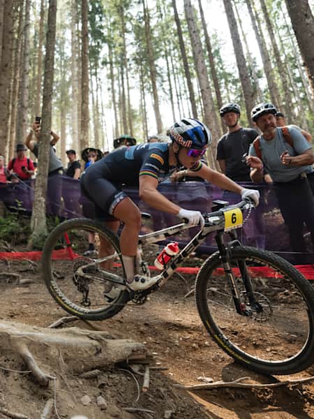 Evie Richards performs at UCI XCO World Cup in Leogang, Austria on June 18, 2023