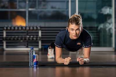 Tess Wester doing a plank.