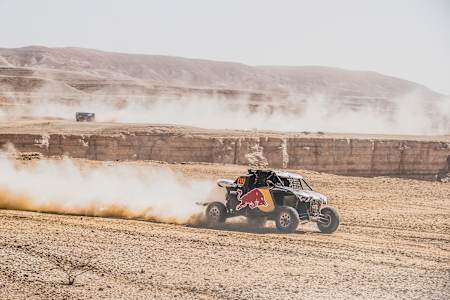 Le pilote américain Mitchell Guthrie roule au volant de son quad lors du rallye raid Dakar. 