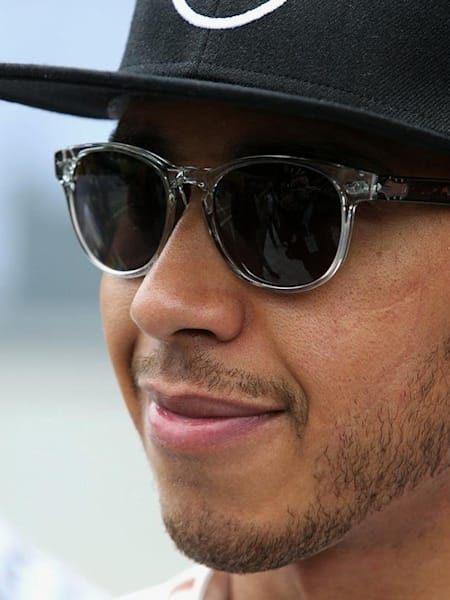 Primo piano di Lewis Hamilton