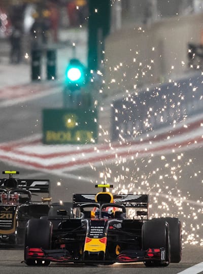 Retour sur les meilleurs moments des écuries Red Bull Racing et AlphaTauri au Grand Prix de Bahreïn sur le circuit international de Sakhir.