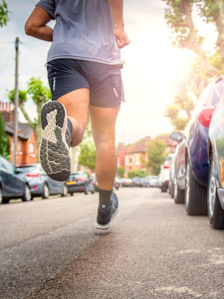 Female distance runners improve health - and speed - with better diet -  Scope