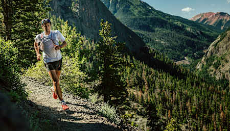 Kílian Jornet running in the mountains.