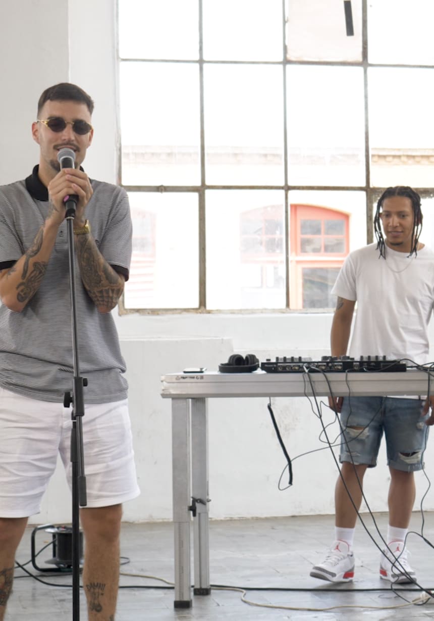 Rels B Session Watch The Spanish Rapper Perform Live