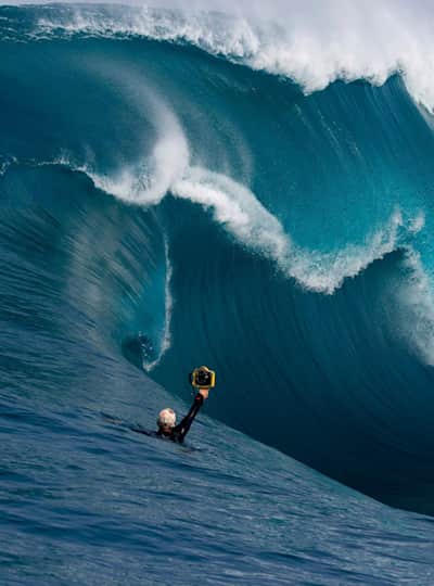Surf Photography Capturing The World S Biggest Wave