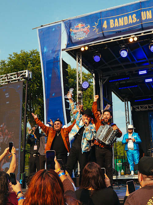 Neto Becerra accepts the 2026 Banda Choque title 