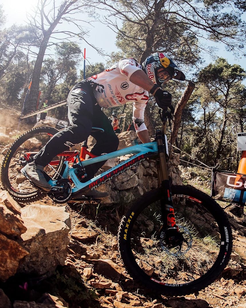uci downhill qualifying results