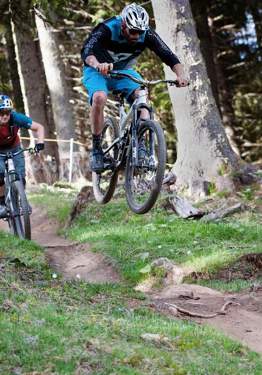 Salto en bicicleta Clearance