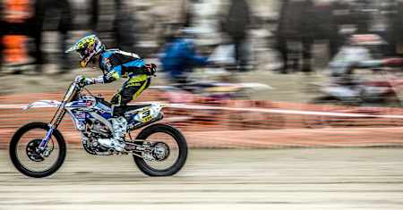 Altà velocità sulla sabbia francese