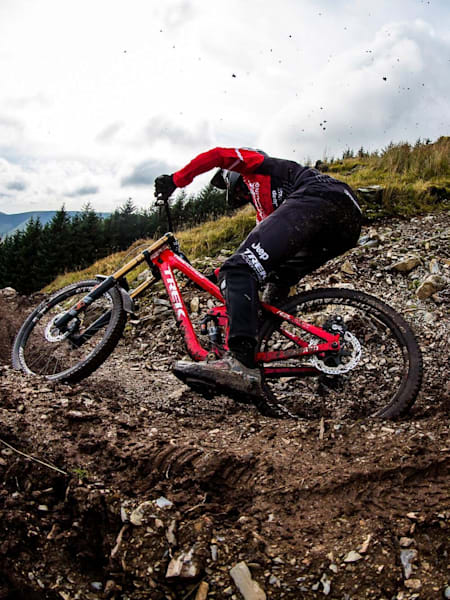 MTB rider Dan Atherton riding a corner.