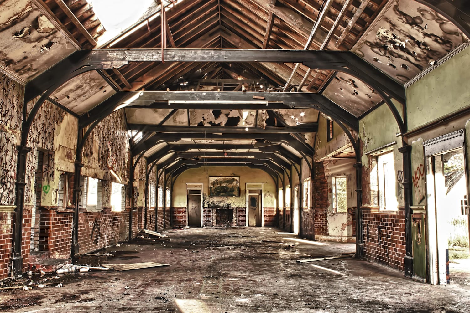 Extras Are The First To Be Abandoned Abandoned places UK: Britain's 10 creepiest locations