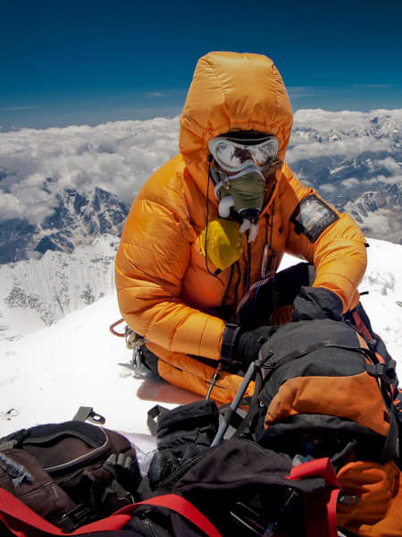 Спремни за искачување на Еверест