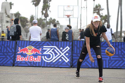 Halfcourt Hotel presented by Red Bull took over Venice Beach with a 3x3 Qualifier, dunk show, celebrity game, art displays and the hottest rooftop afterparty.