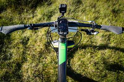 Mtb Cockpit with Garmin 1000 detail photo.
