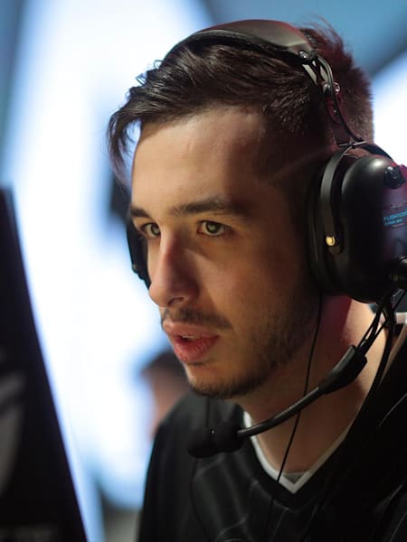 KennyS AWP +guide+ CS:GO | Tips on mastering the weapon