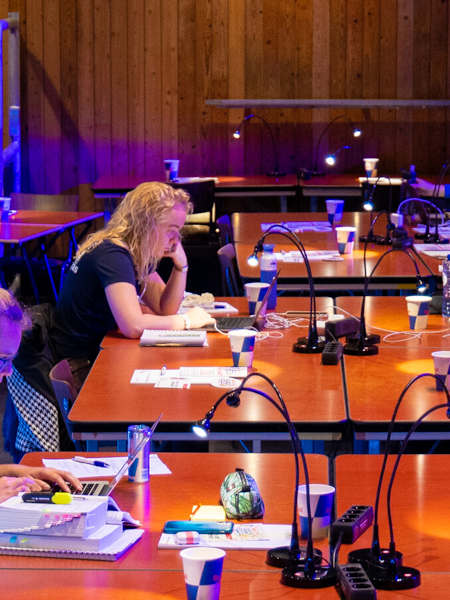 From Desk to Gym: a 10-Minute Workout for Busy Students 