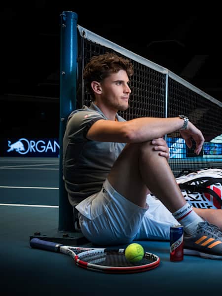 Que raqueta 2025 usa dominic thiem