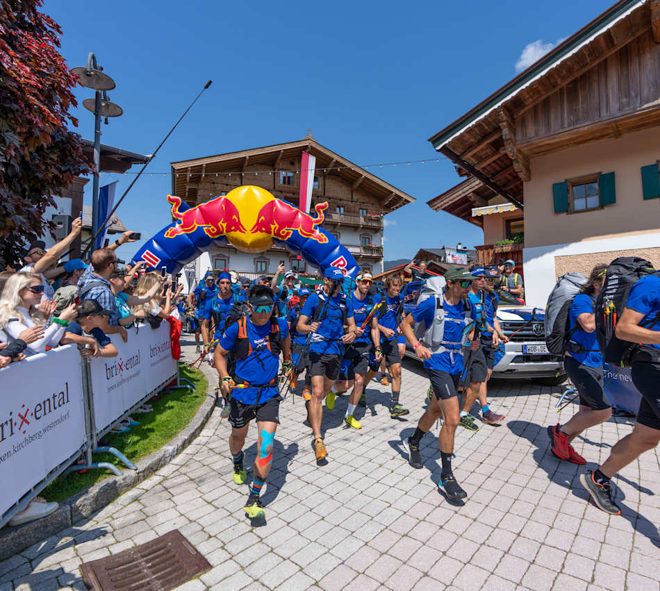Red Bull X-Alps10周年記念モデル｢SUUNTO 9 BARO TITANIUM RED