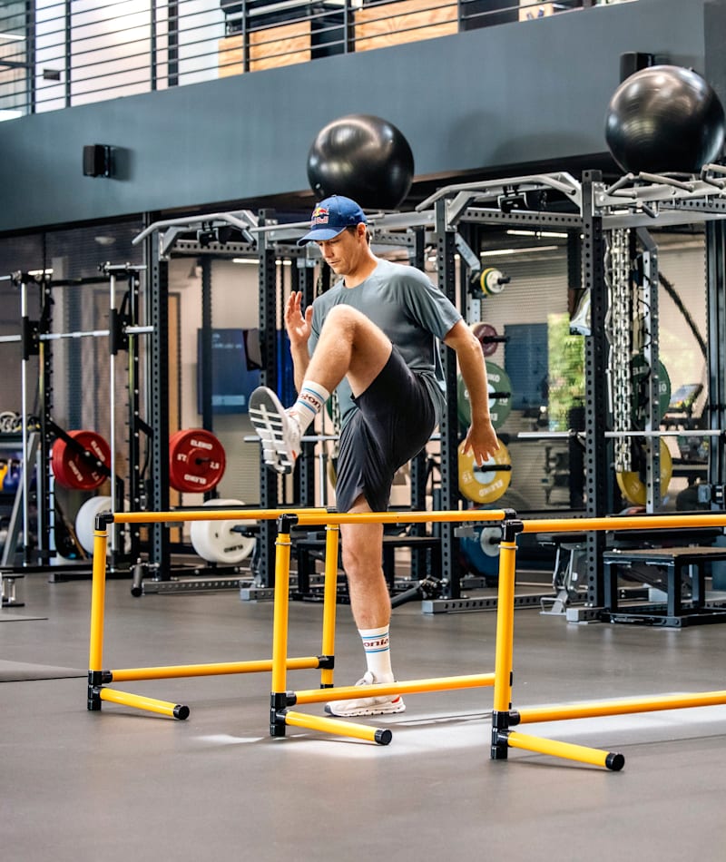 What are the 8 HYROX exercise stations Complete guide