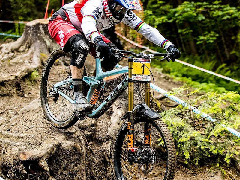 Improve your MTB climbing 6 top tips to improve