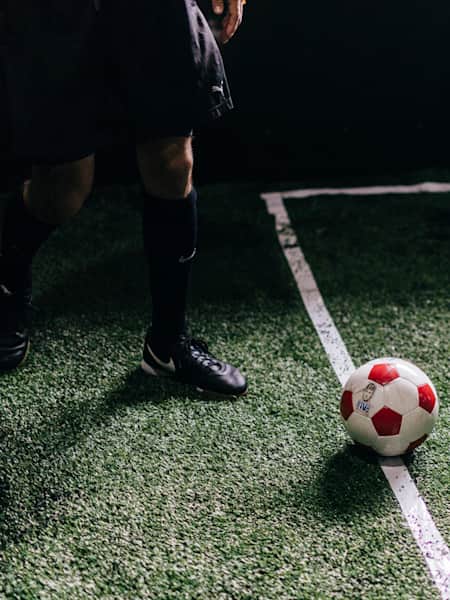 How to Play Soccer: A Step-by-Step Guide for Beginners
