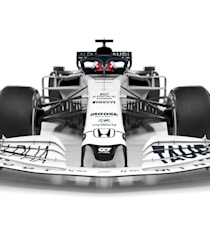 スクーデリア アルファタウリ シーズンの新型マシンat01を発表 F1 レッドブル