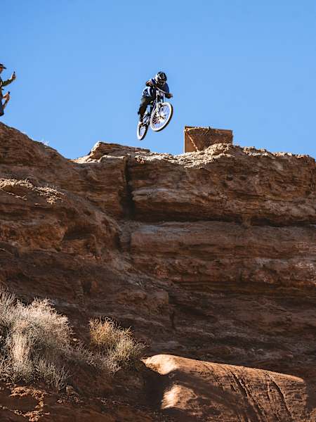 Vinny Armstrong competes at Red Bull Rampage 2025.