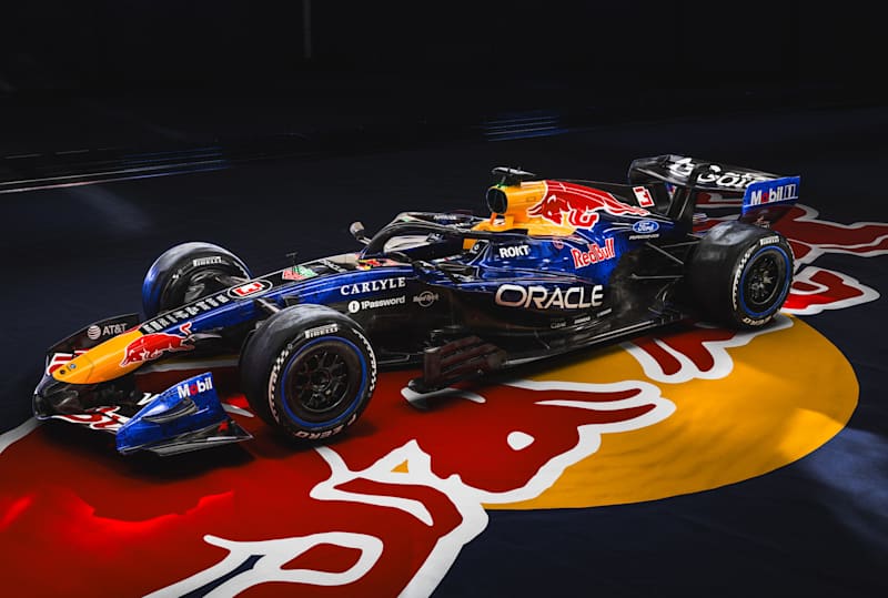 Oracle Red Bull Racing: 2024 RB20 car reveal – photos