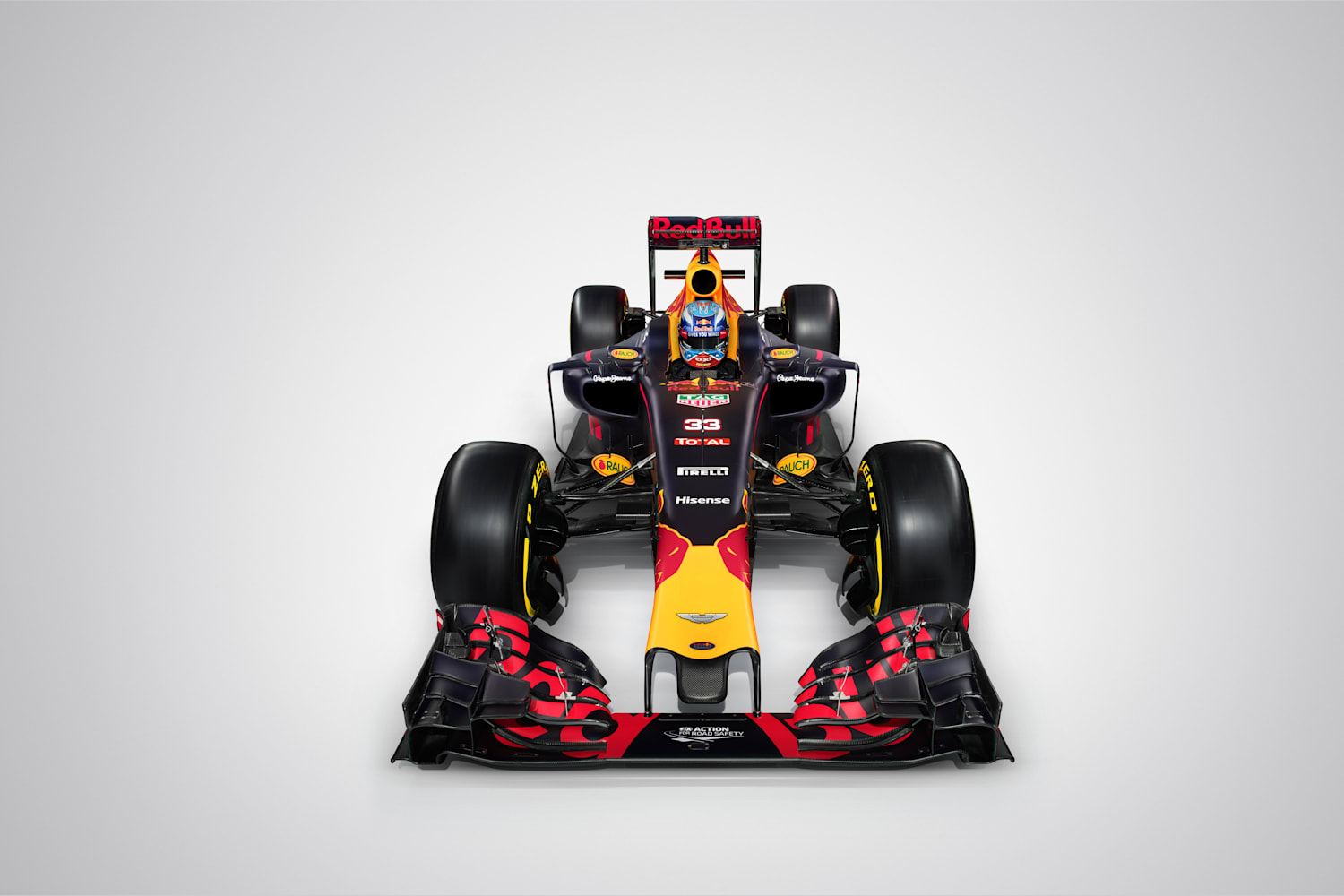 Max Verstappen heeft een nieuwe Bull te temmen