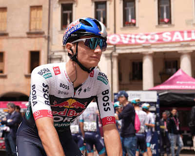 Giulio Pellizzari della Red Bull - BORA - hansgrohe durante la 13ª tappa del Giro d'Italia da Rovigo a Vicenza, Italia - venerdì 23 maggio 2025.  (Foto di Massimo Paolone/LaPresse)