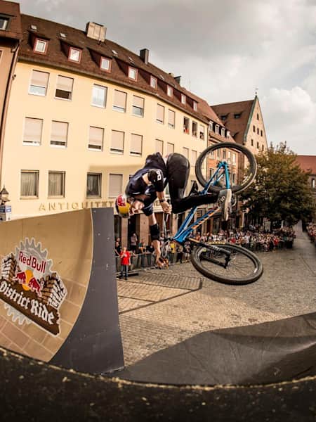 Red Bull District Ride 2017: Riders announced +videos+