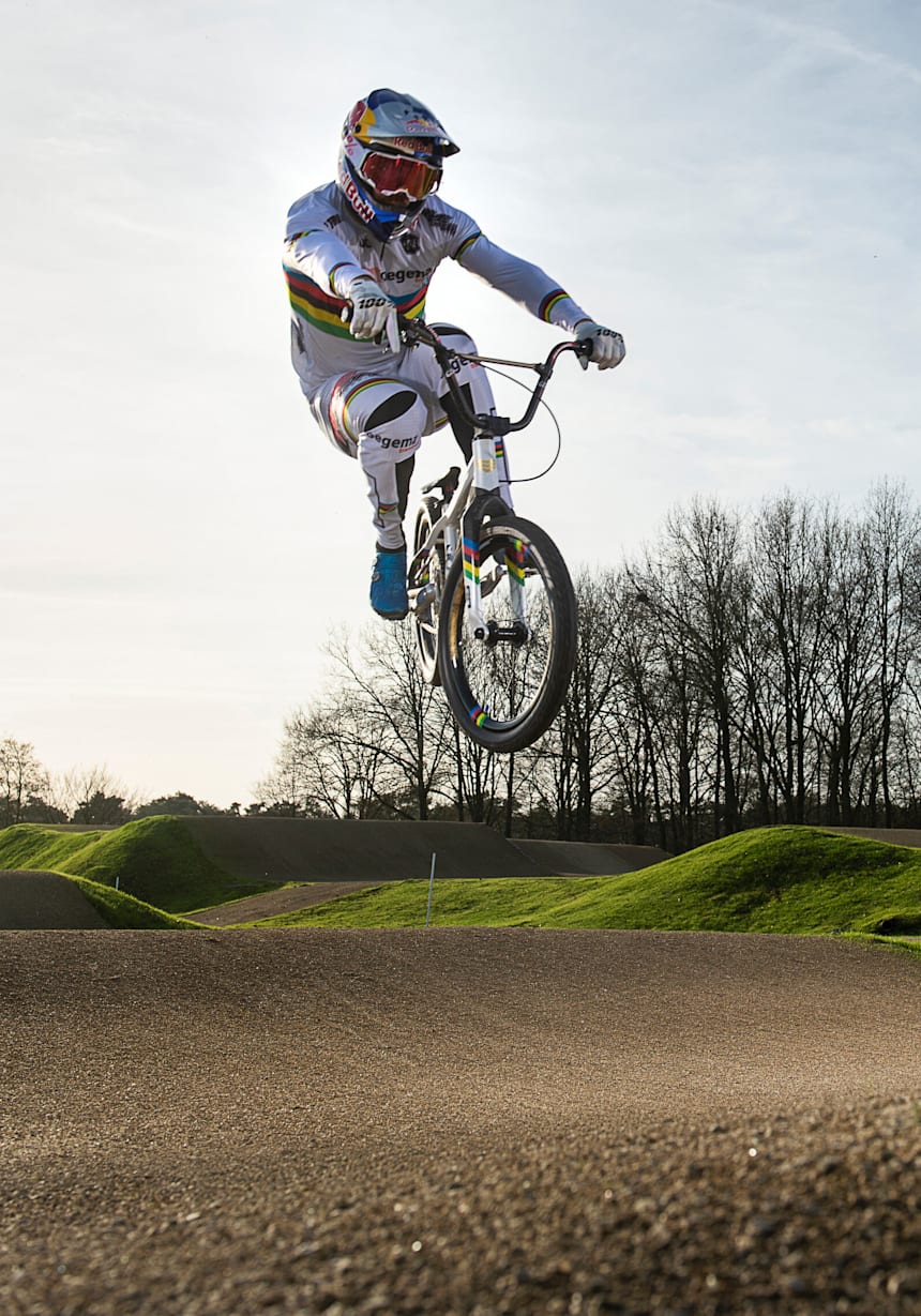 racing bmxs